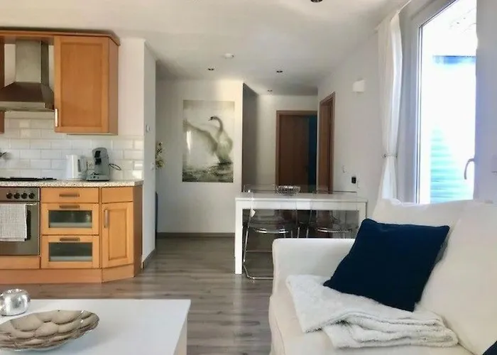 Haus De Blauwe Reiger By Interhome *